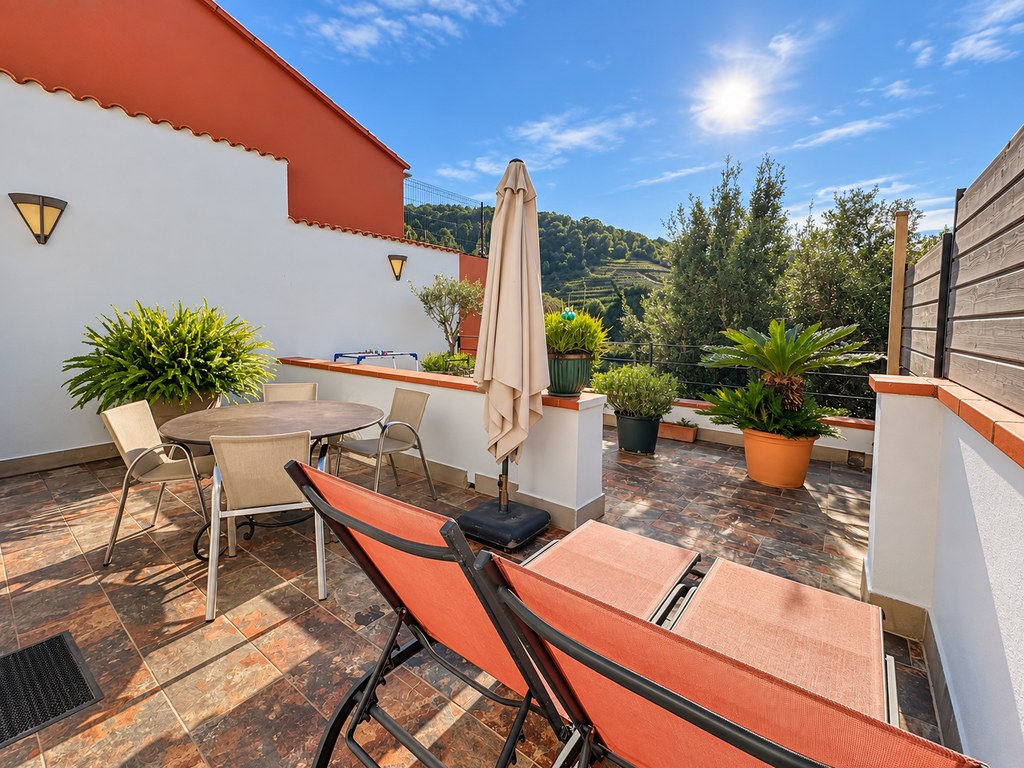 TERRASSE 34 M² · VOILE D’OMBRAGE · PLAGE À 300 M